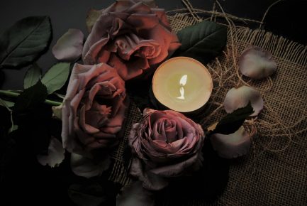 candle-4587034_1280