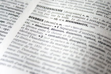 divorce-2753151_1920-mot-divorce-dans-dico